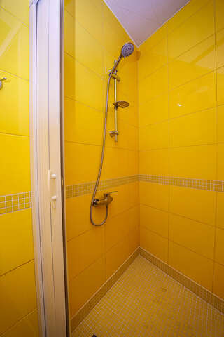 Гостиница Акрополь Дивноморское Трехместный номер с собственной ванной комнатой-6